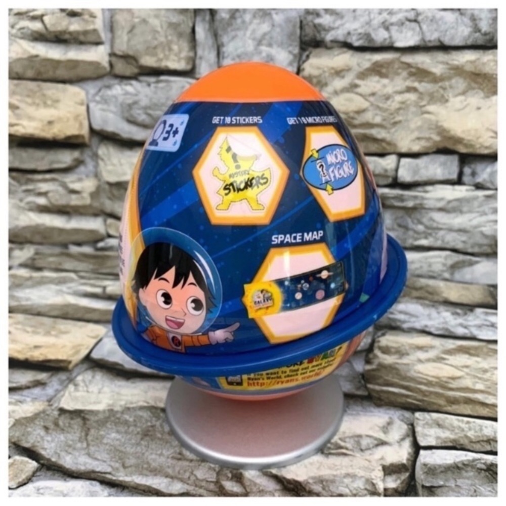 NEW Ryans World Galaxy Explorer Planet 10 Doll Figure Pack Shuttle Space Egg NIP - Picture 2 of 2